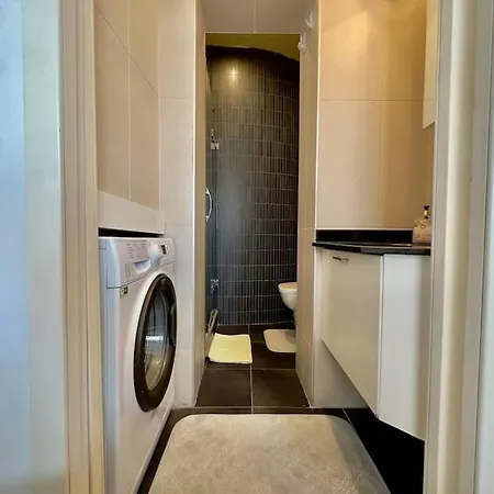 2br, 2ba 3rd Floor Of Historical Building, Galata * Istanbul