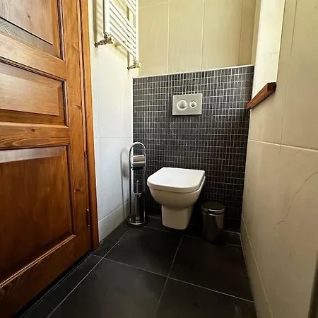 2br, 2ba 3rd Floor Of Historical Building, Galata Apartment